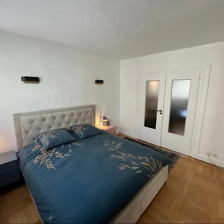 Familial Apartment