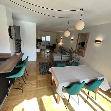Familial Apartment *