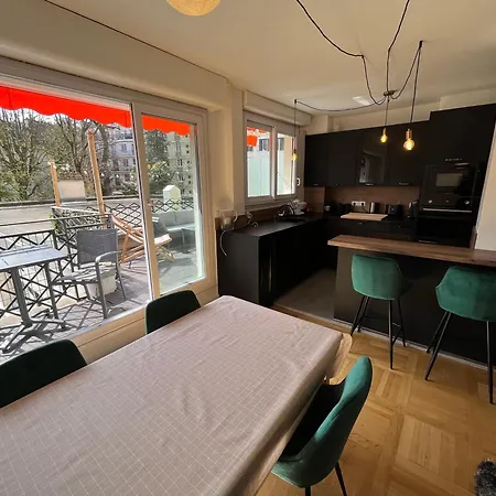 Apartment Familial Paris